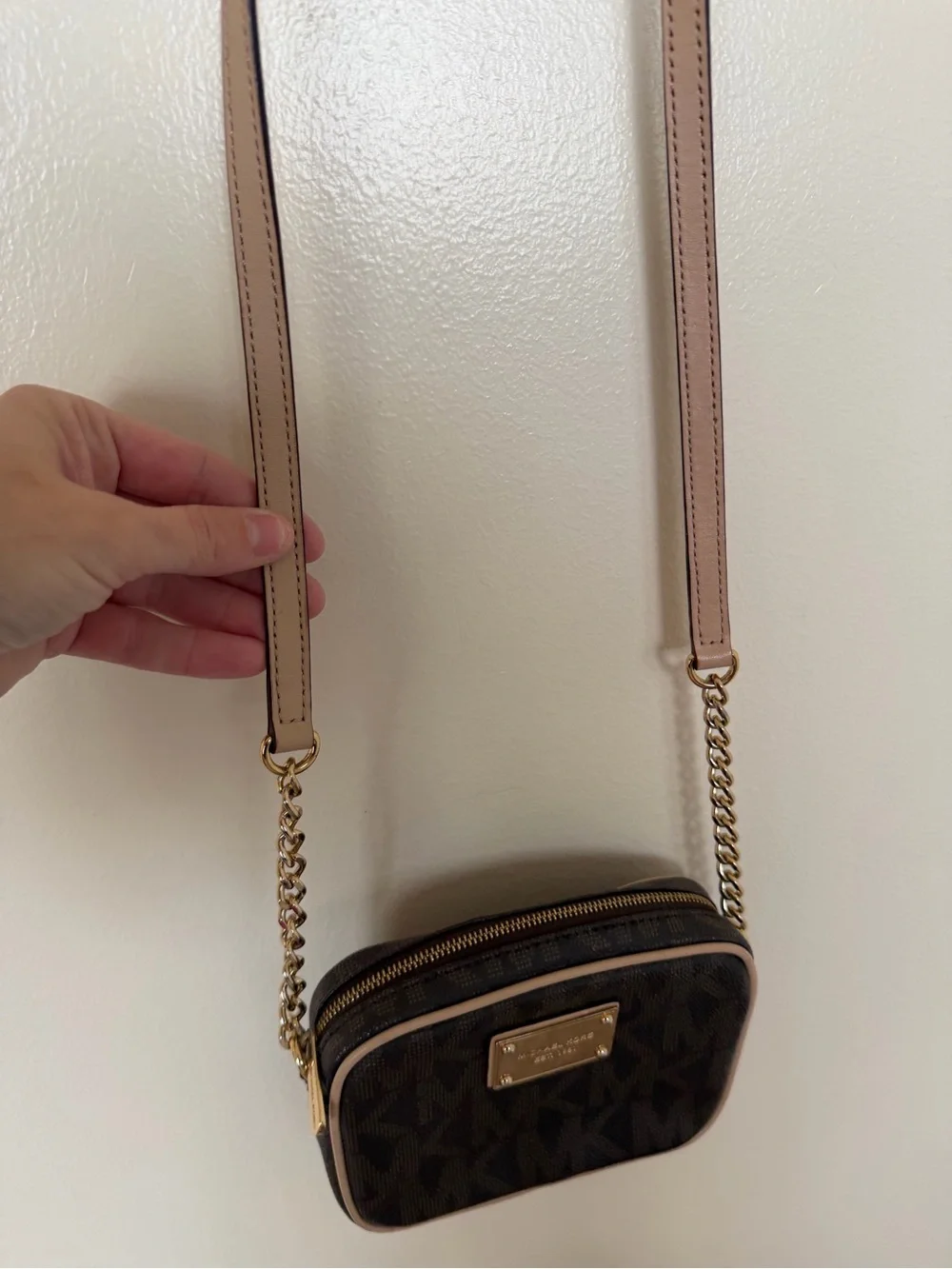 MICHAEL KORS Jet MK Logo Small Signature Camera Crossbody Bag Brown Gold Purse